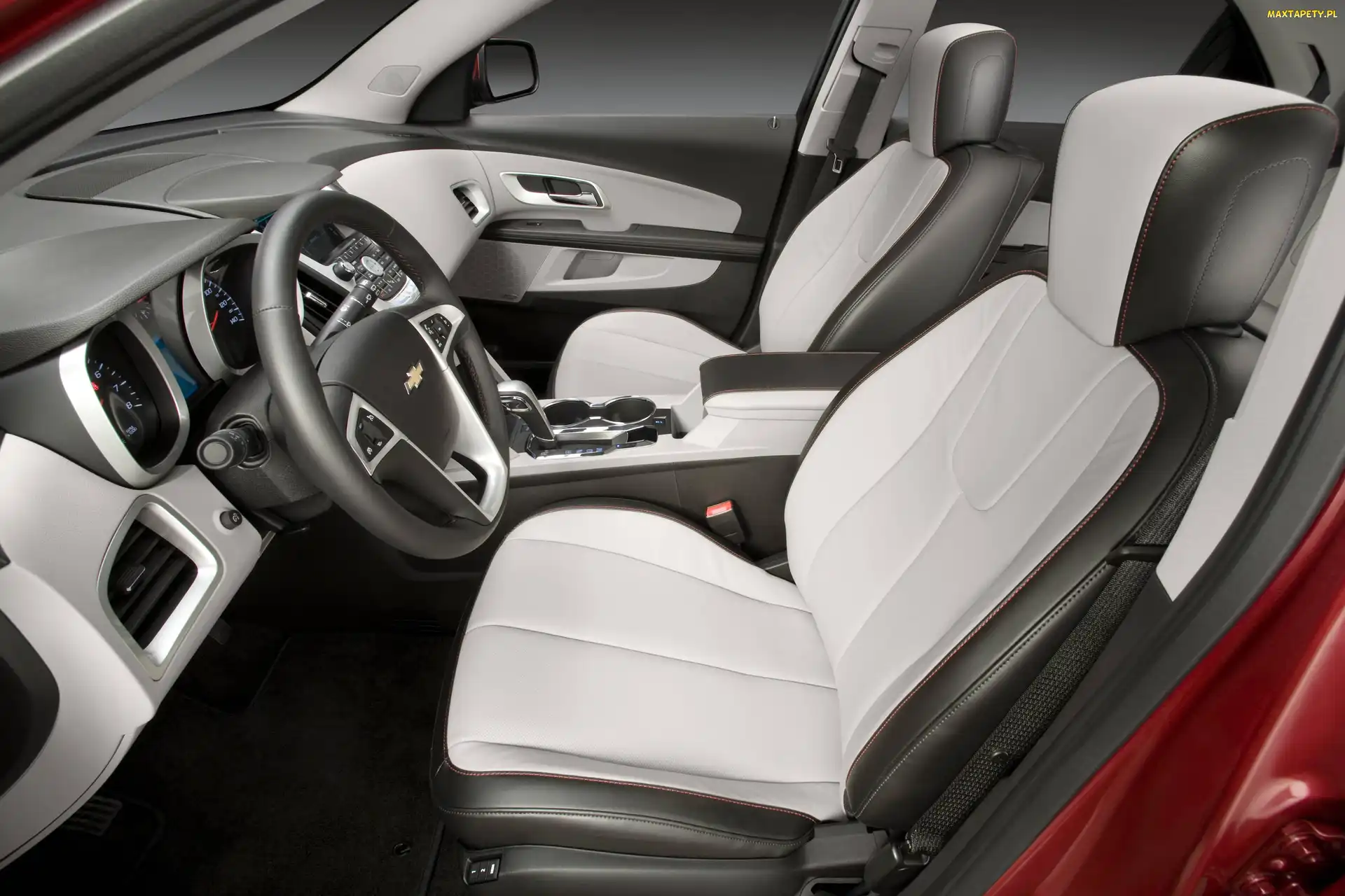 Chevrolet Equinox, Środek, Jasny