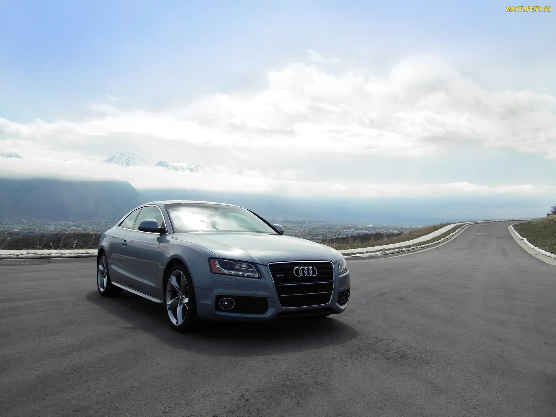 Atrapa, Droga, Audi A5