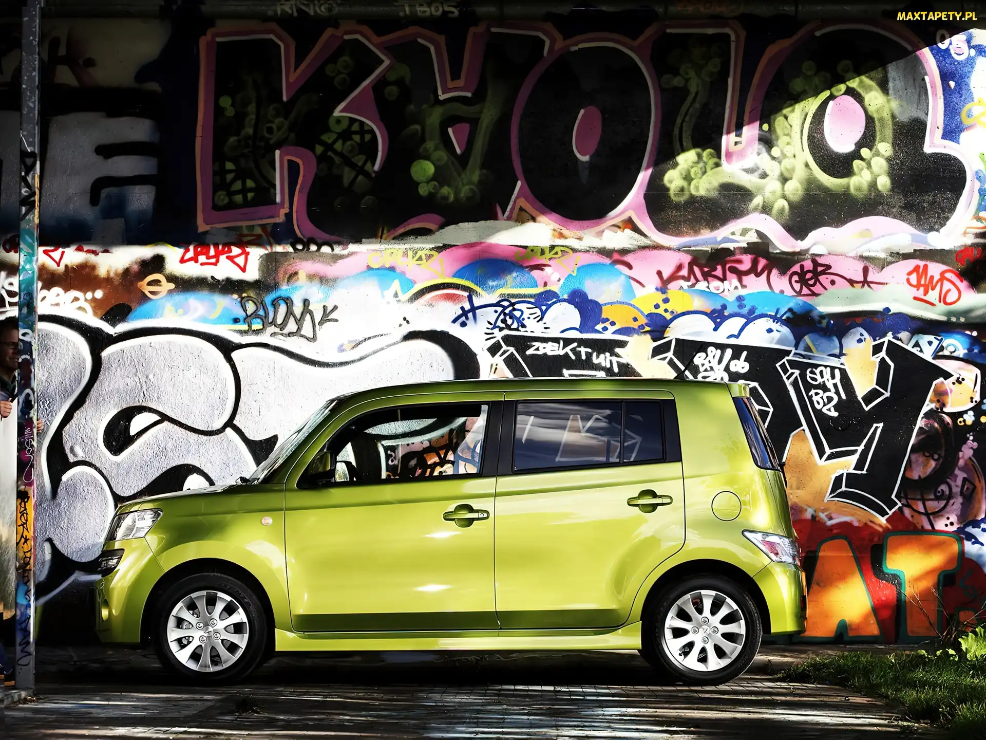 Grafiti, Daihatsu Materia
