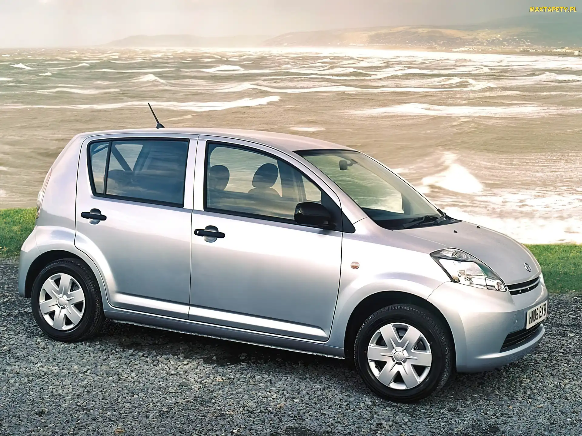 Daihatsu Sirion, Zatoka, Morze