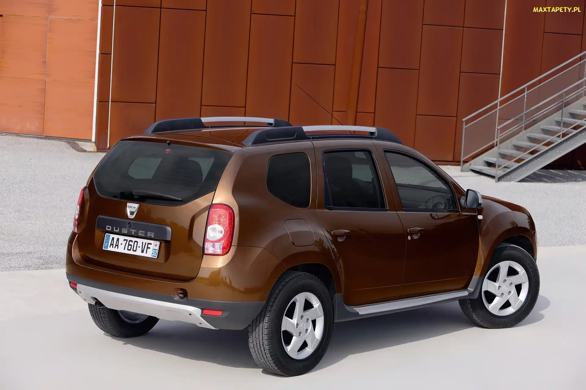 Relingi, Tył, Dacia Duster, Lampa