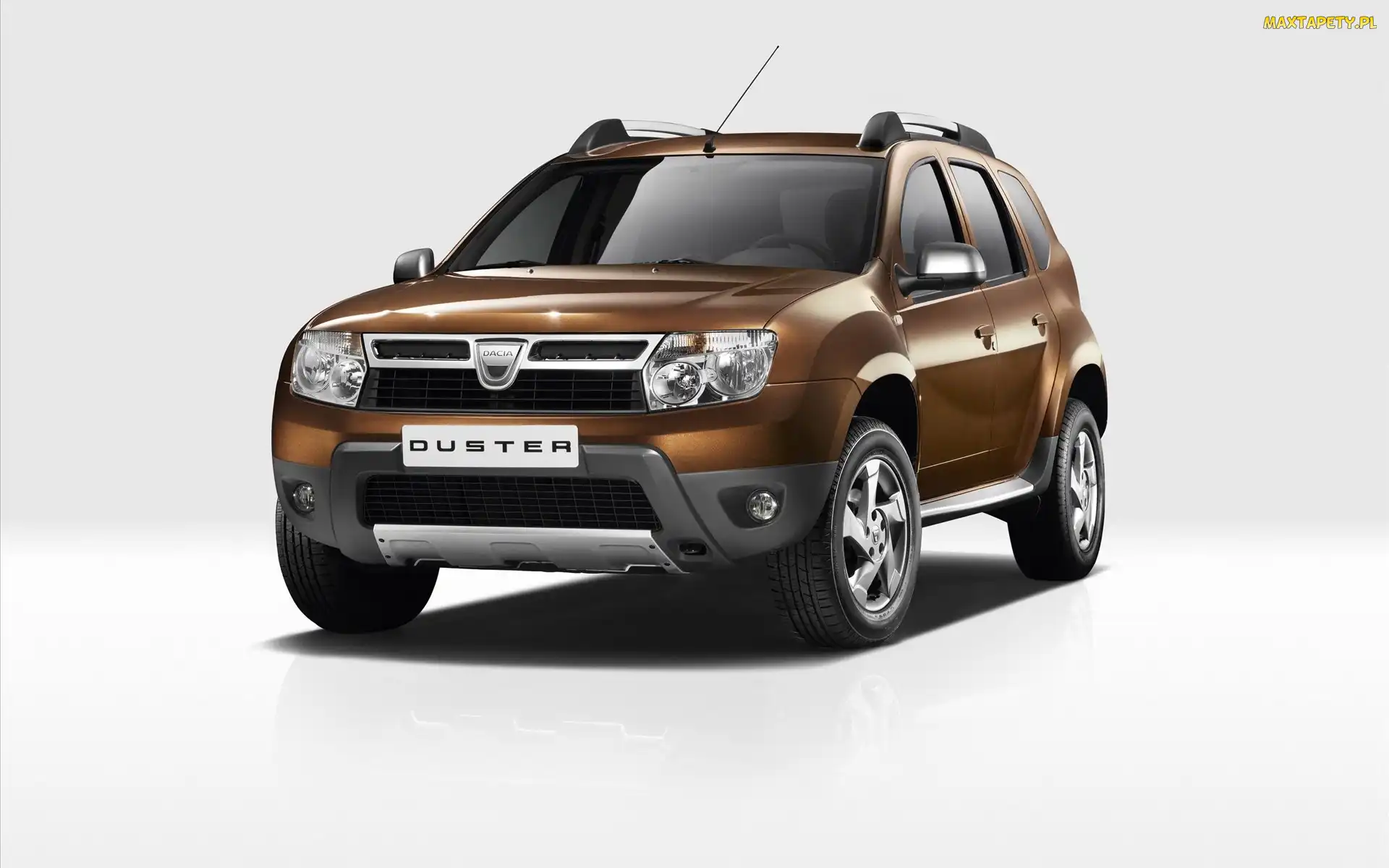 Halogeny, Antena, Dacia Duster