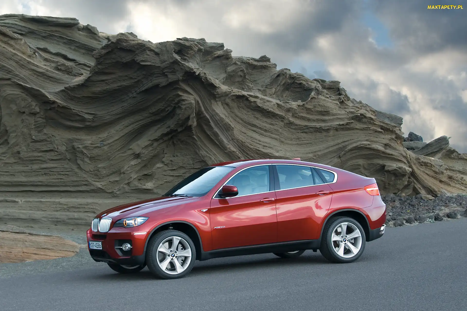 BMW X6, Alufelgi, Skała