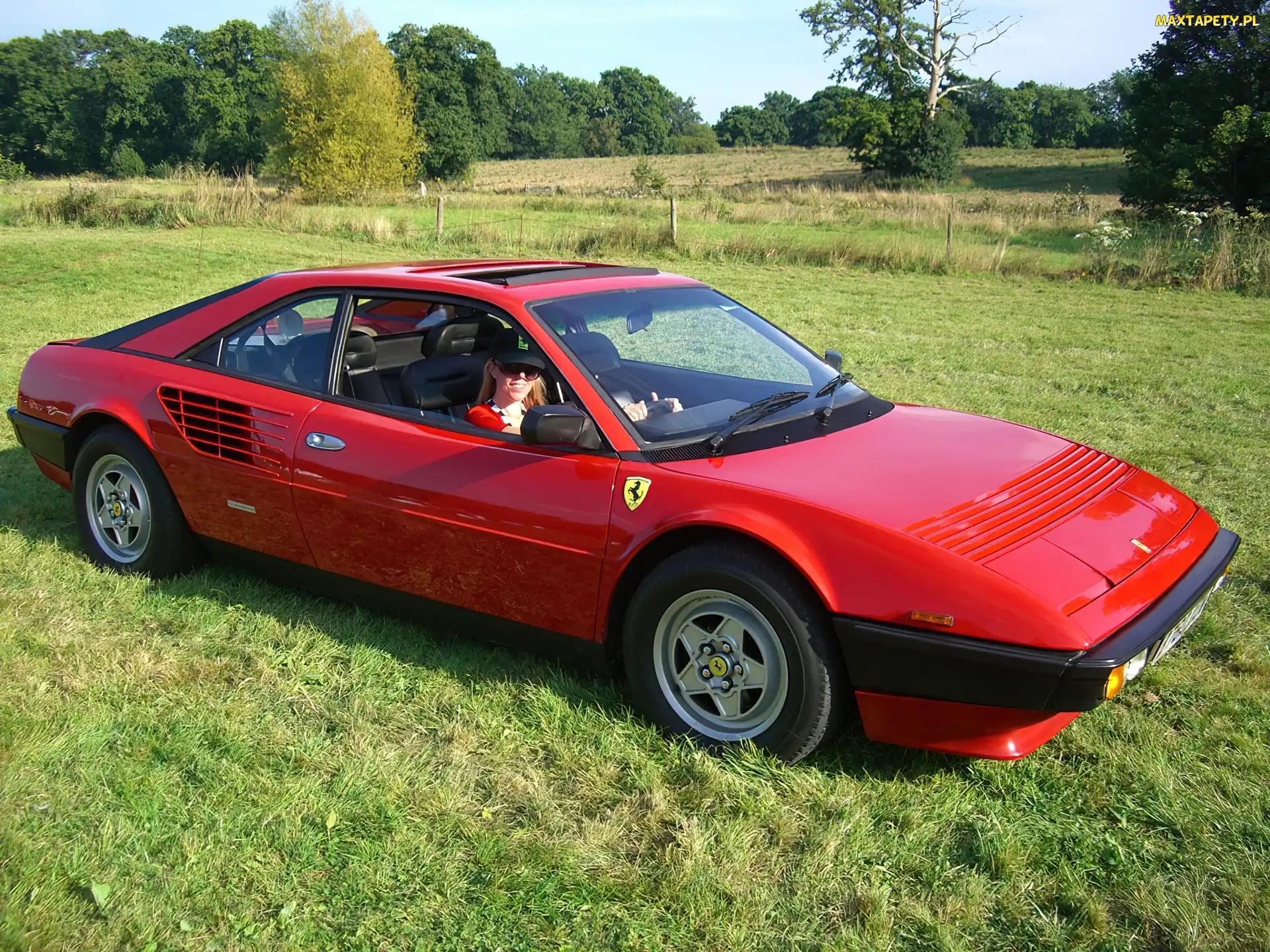 Pasażerka, Ferrari Mondial, Prawa, Strona