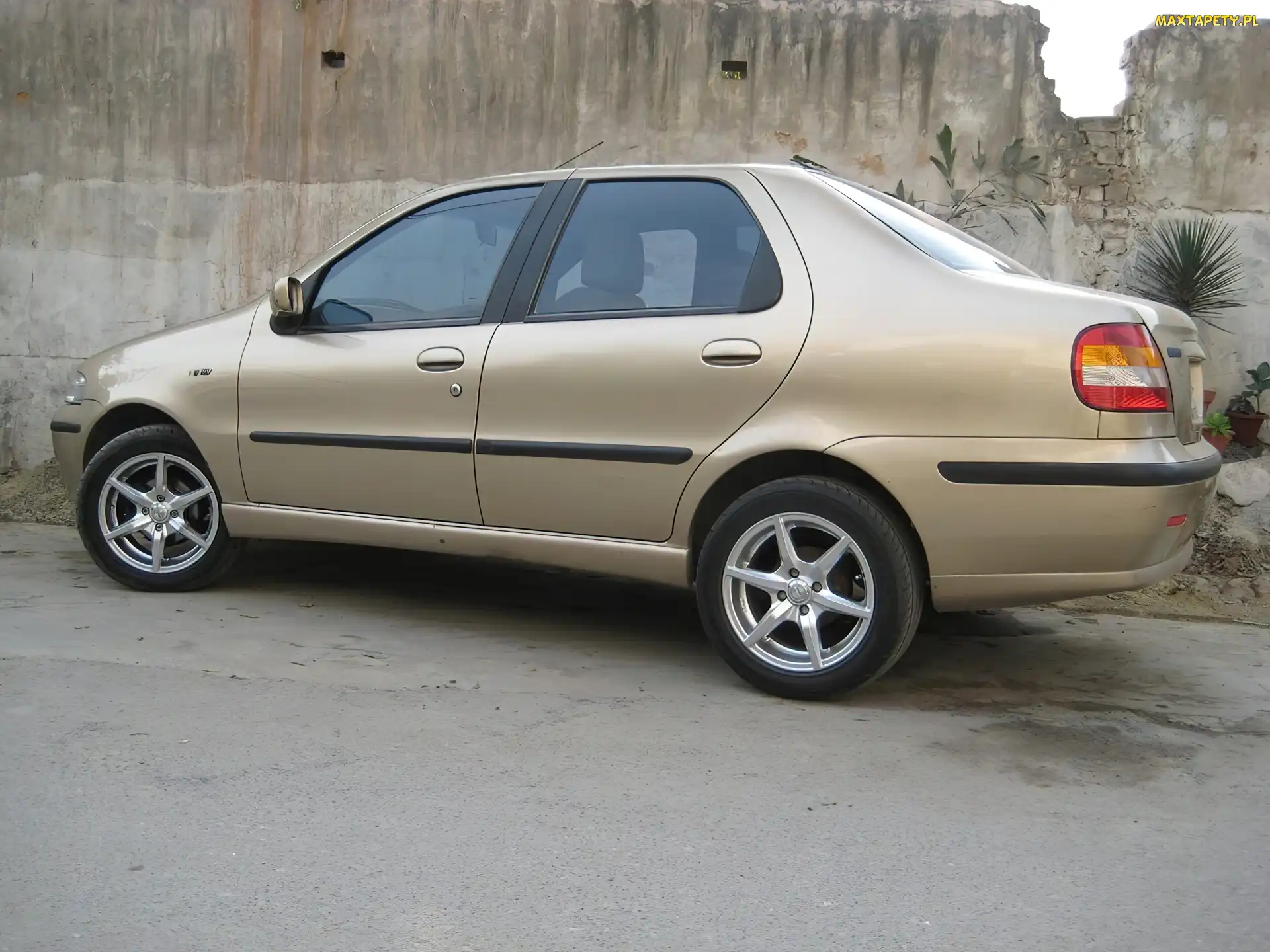 Fiat Siena, Sedan, Beżowy