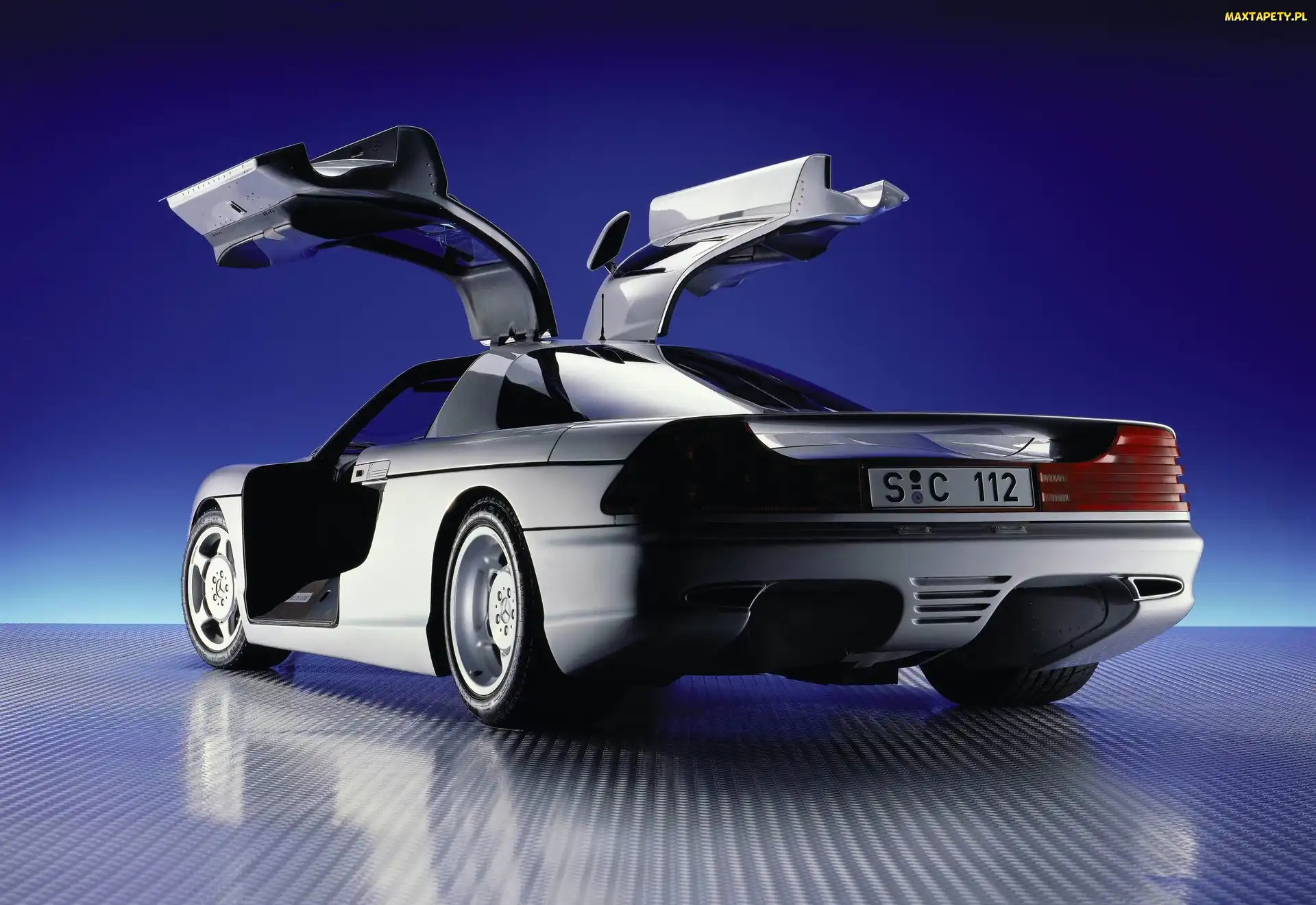 Mercedes C112, Drzwi, Tył