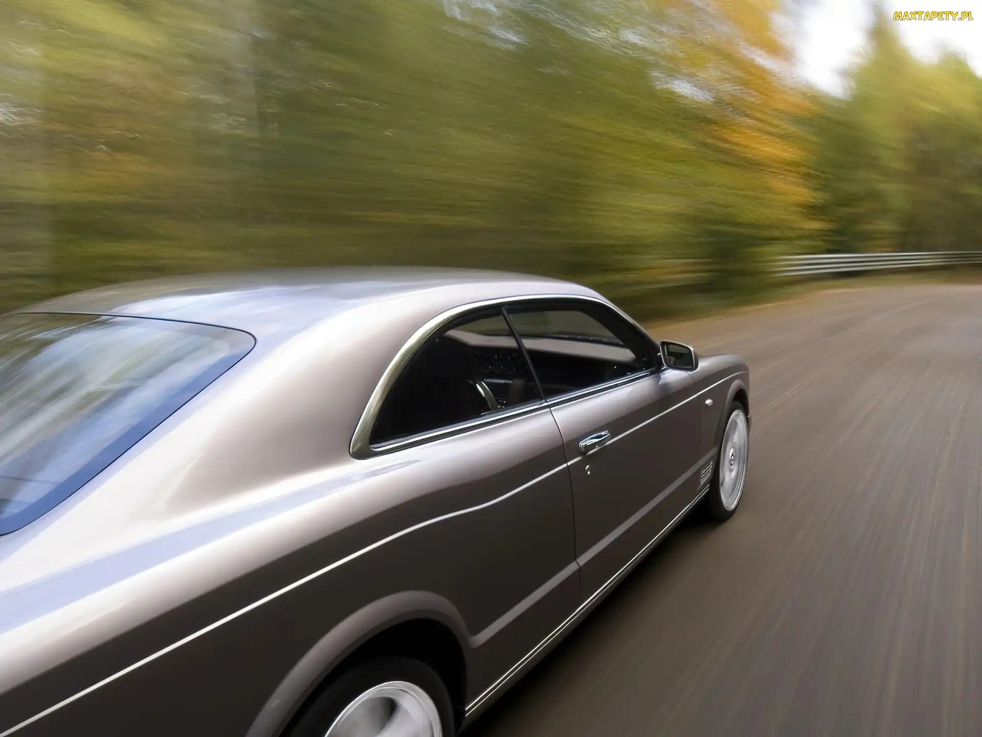 Linia, Nadwozia, Bentley Brooklands