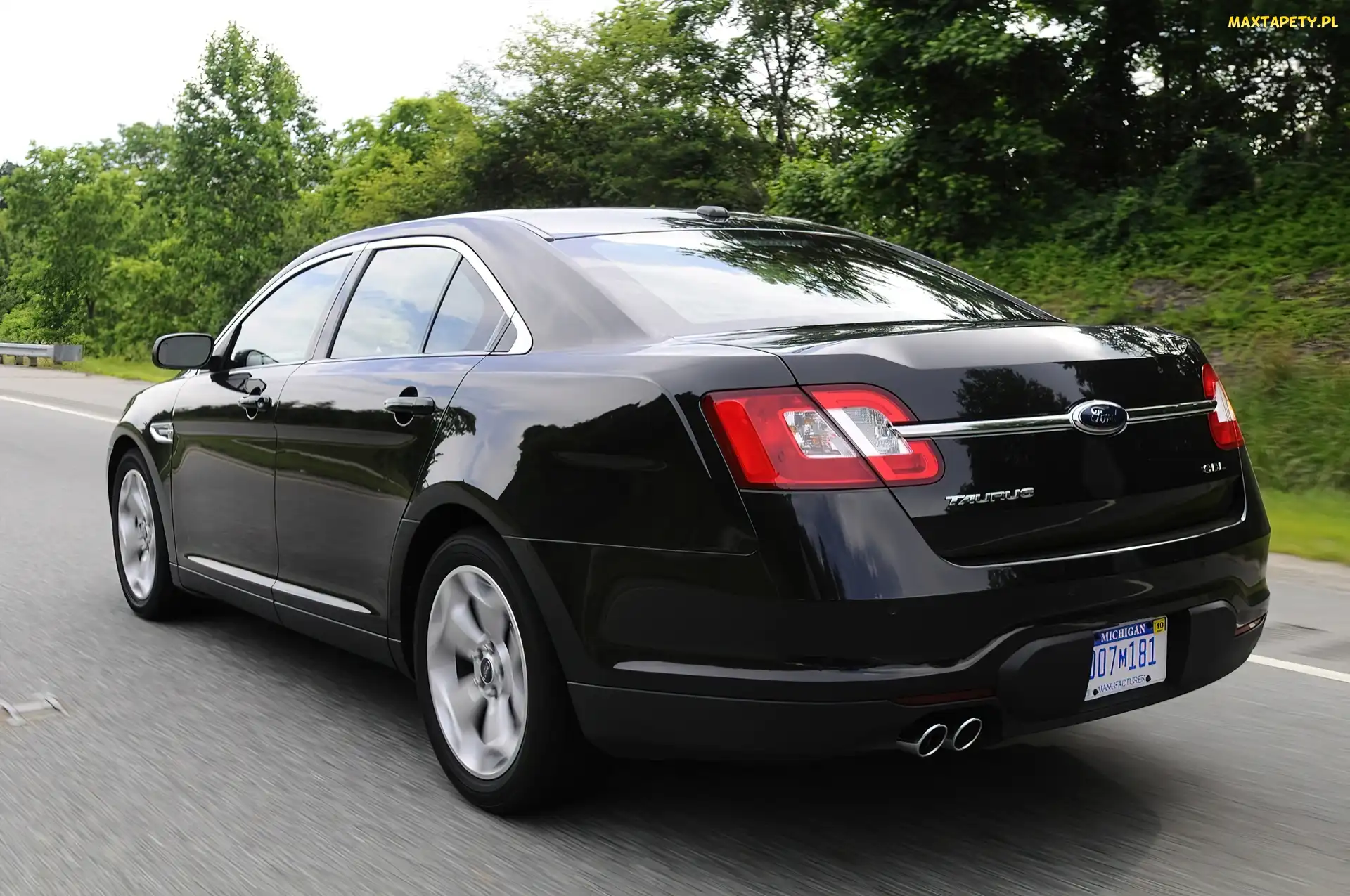 Ford Taurus, Tył, Lampy