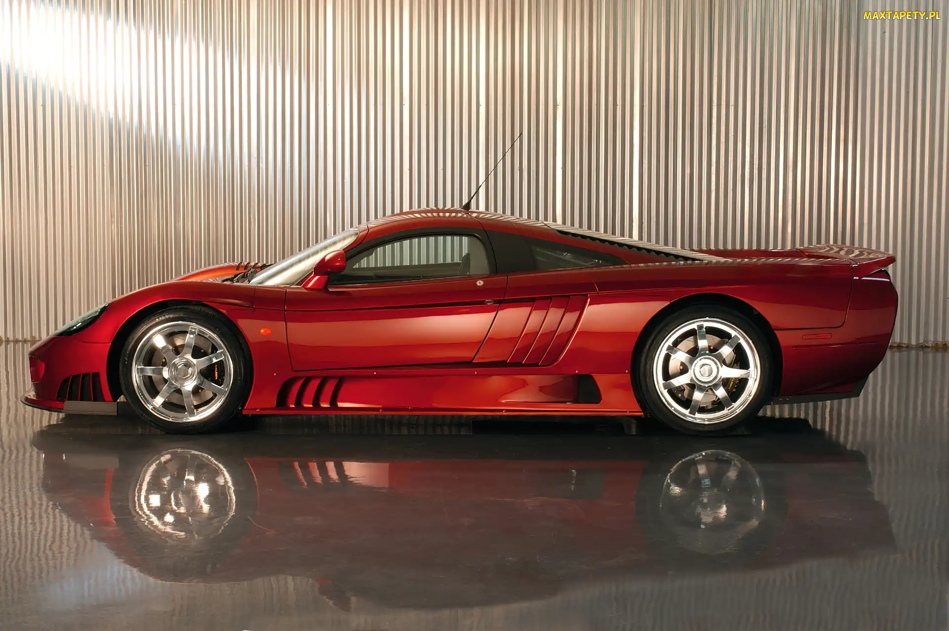 Strona, Saleen S7, Lewa