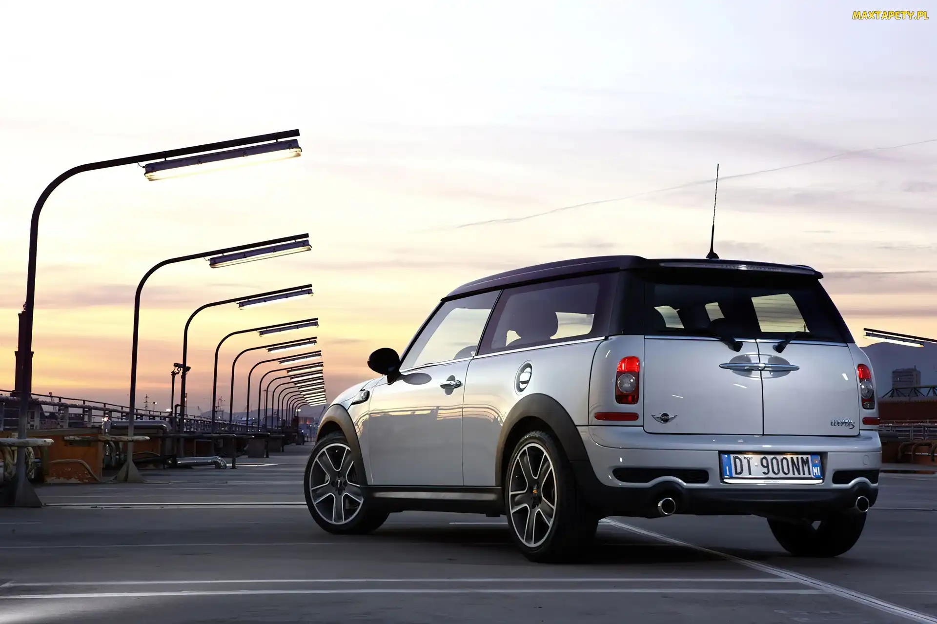 Mini Cooper S Clubman, Wydechowy, Układ