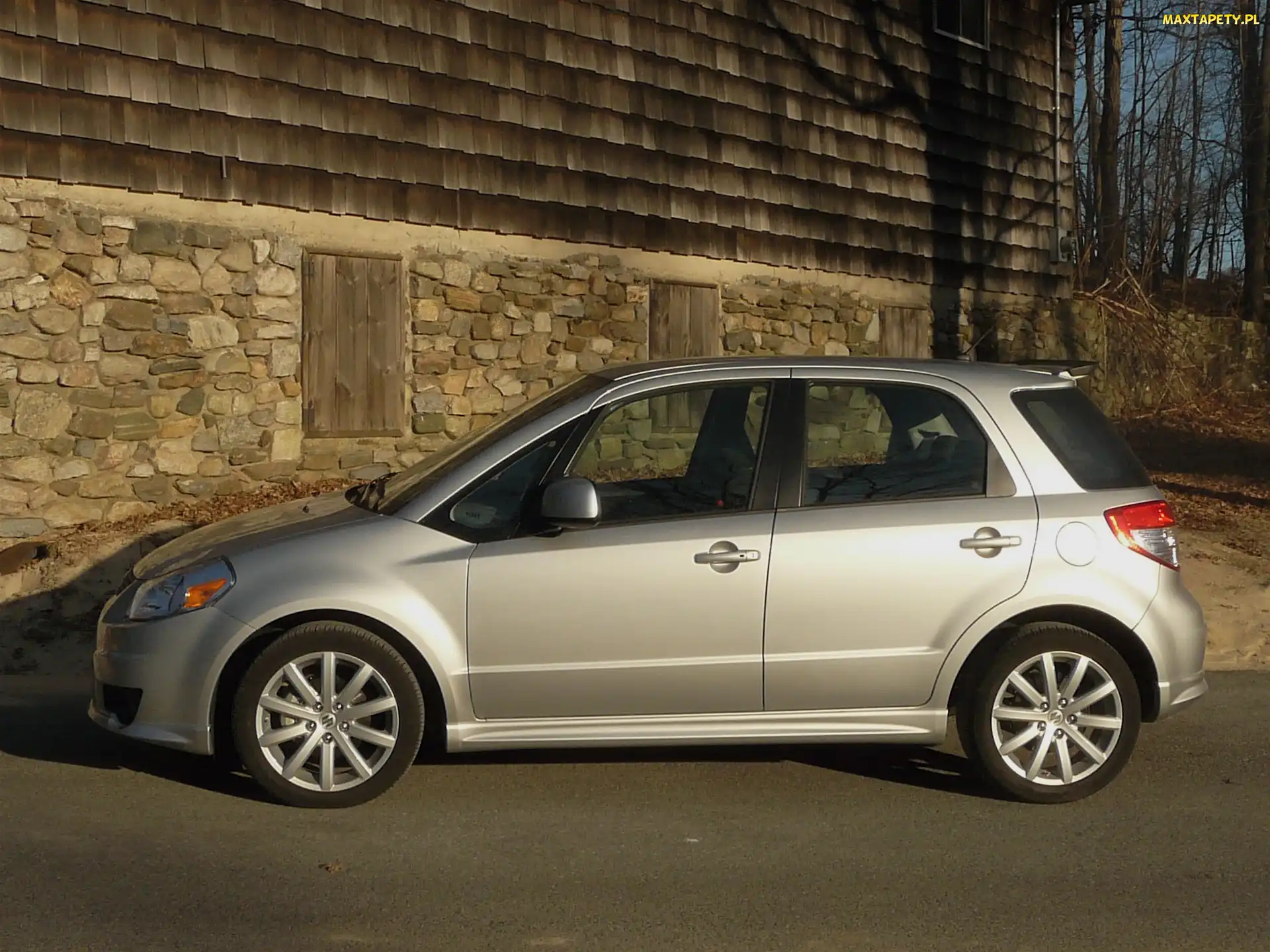 Suzuki SX4, Hatchback, Srebrne