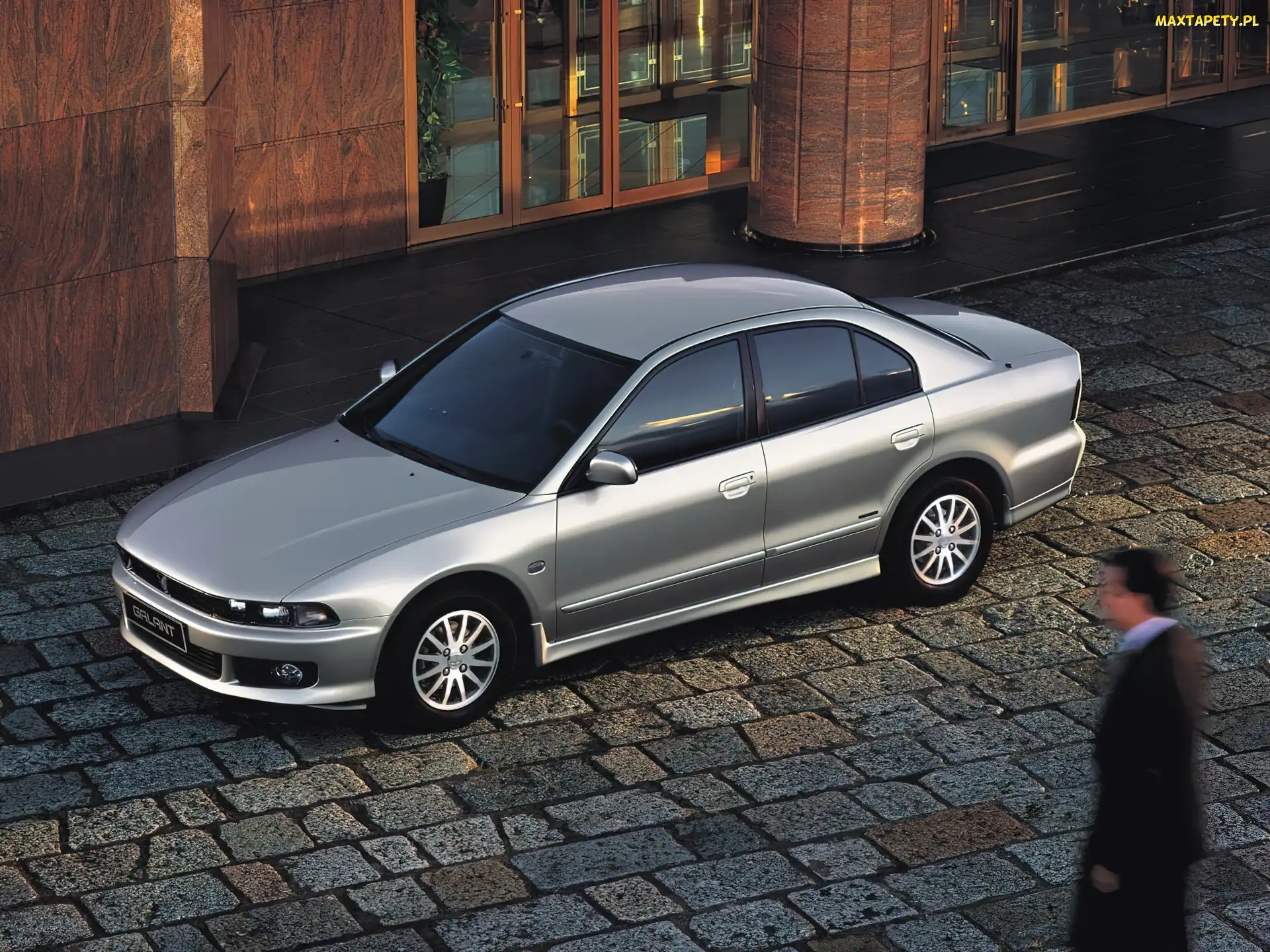 Mitsubishi Galant