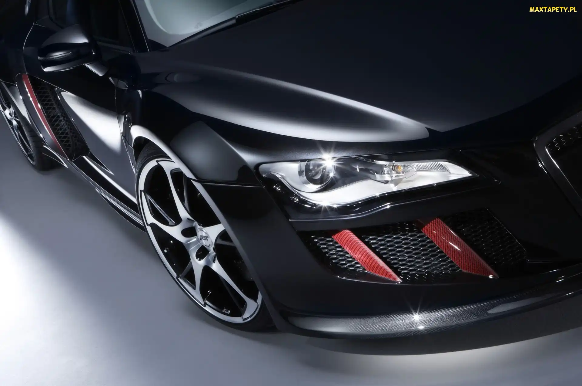 Czarne, Audi R8