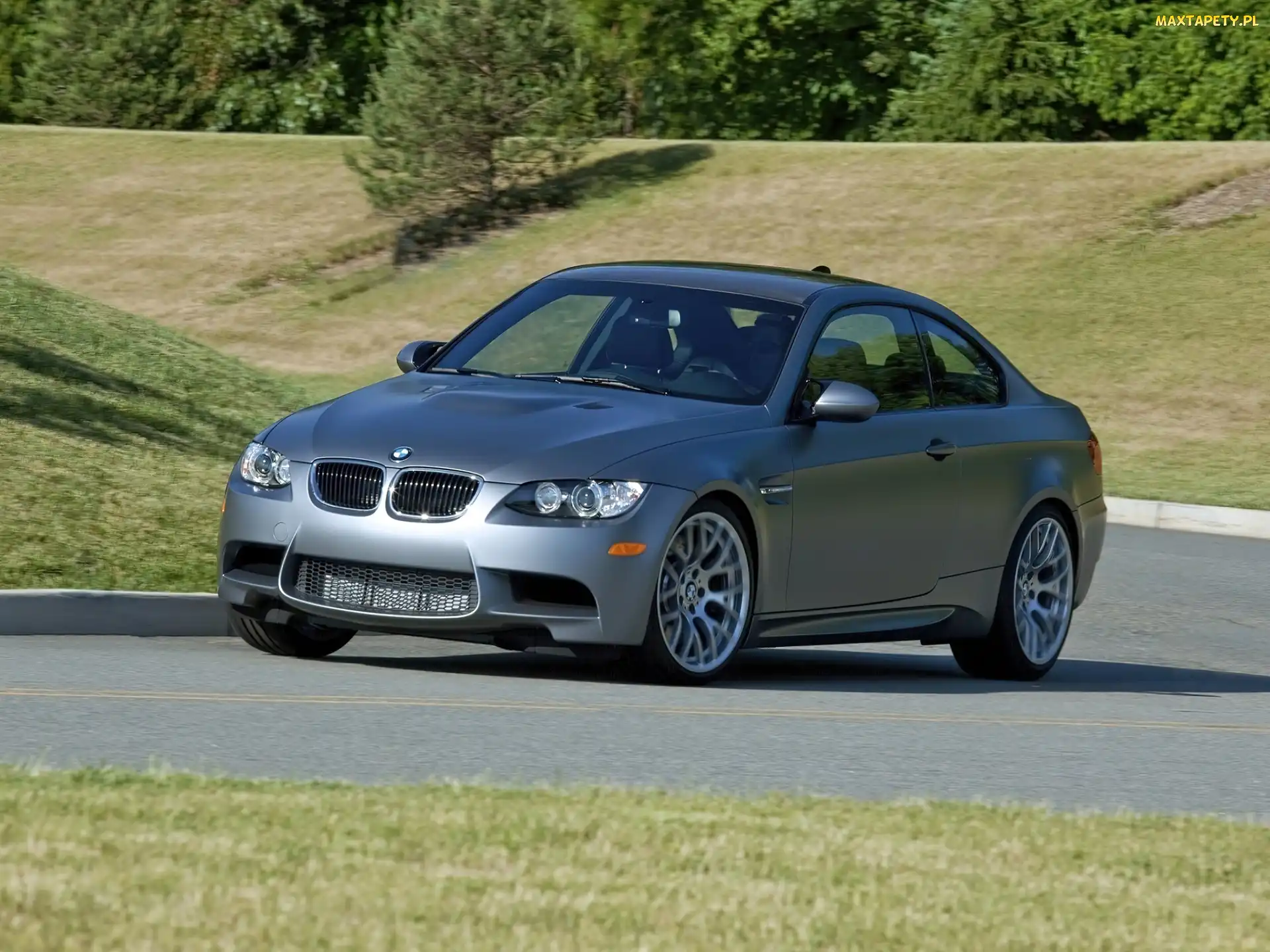 Frozen Gray Series, Test, BMW M3