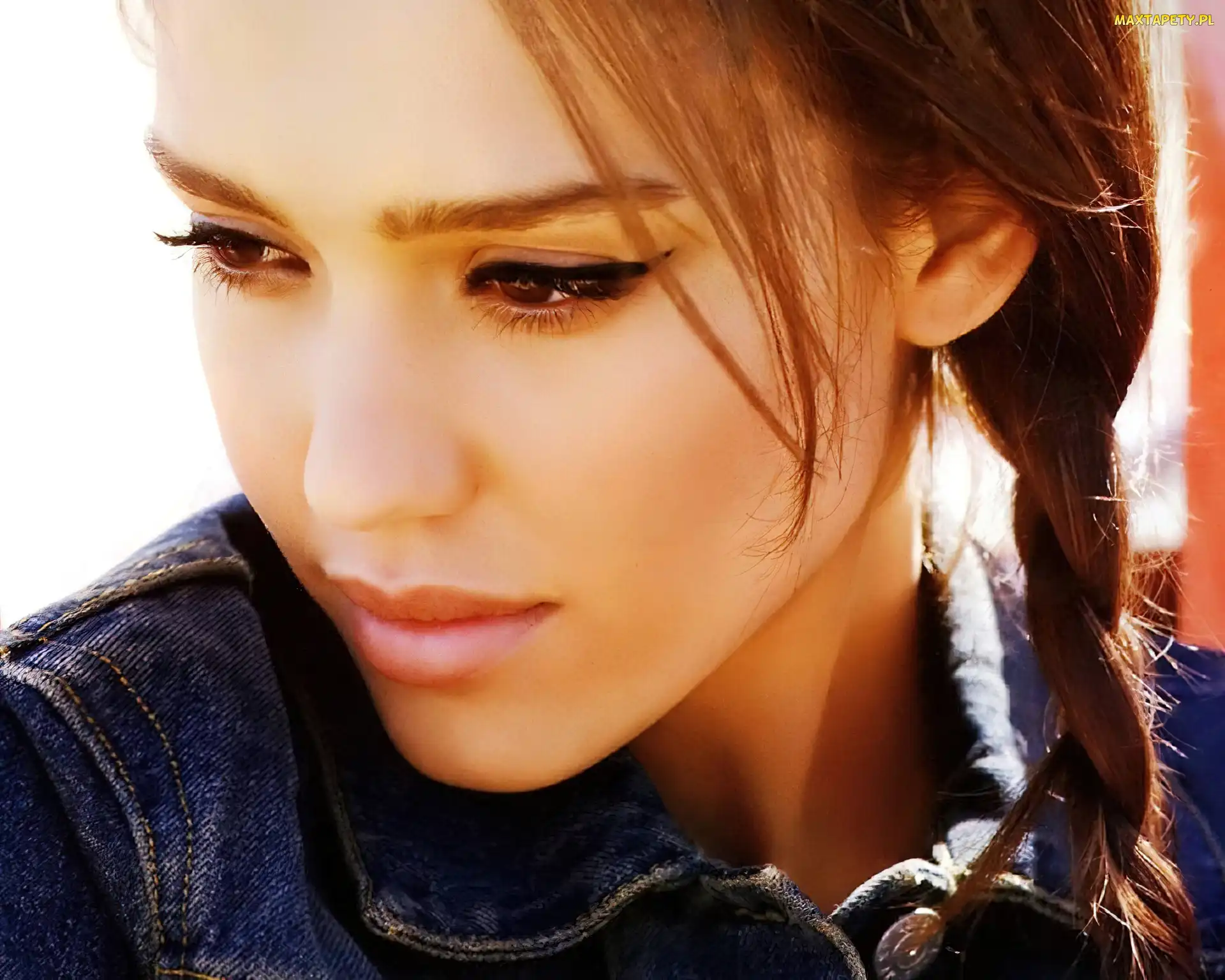 Jessica Alba, Warkoczyk
